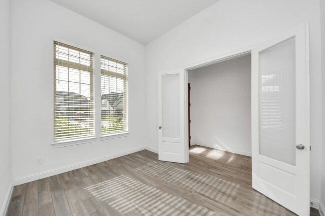 Building Photo - 10515 Harvest Oak Ct