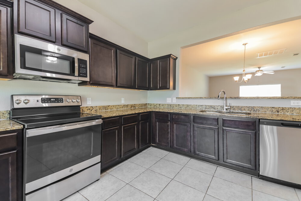 Building Photo - 900 Princewood DR