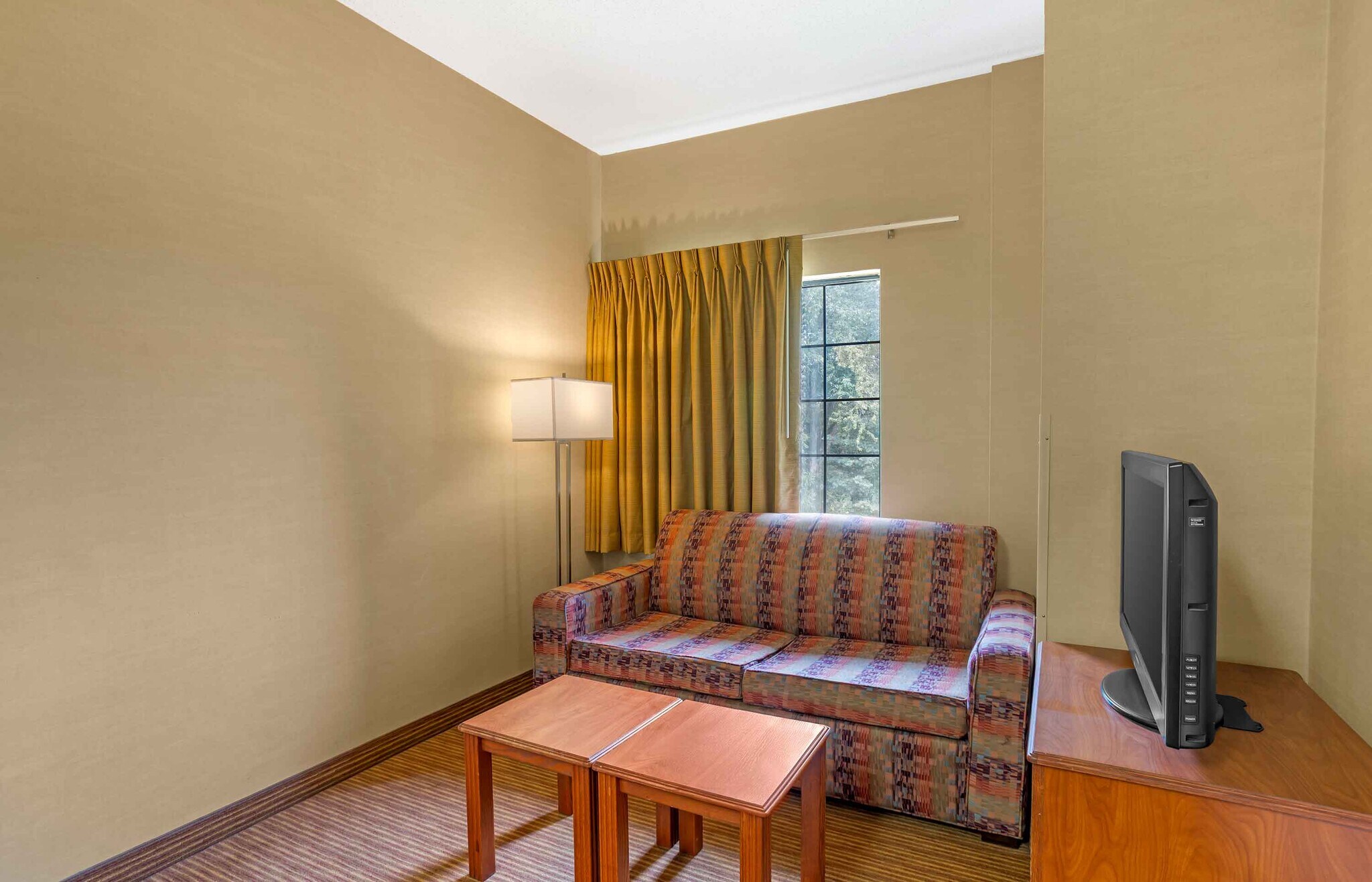 Building Photo - Furnished Studio-Lancaster County