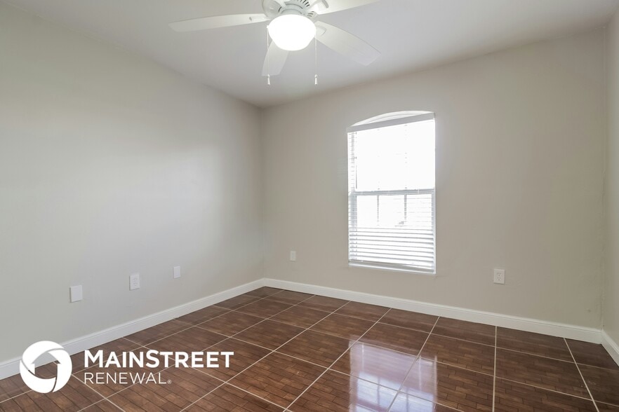 Building Photo - 3001 37th St SW