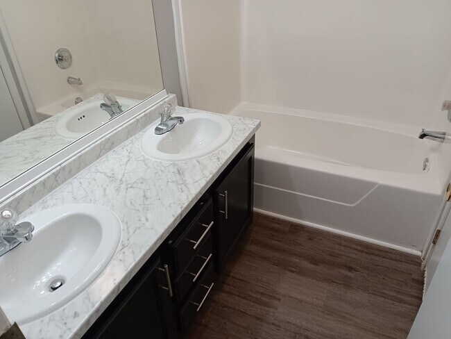 Building Photo - For Rent - Four-Bedroom Two-Bathroom Home Available NOW!