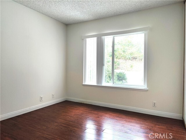 Building Photo - 2821 Greenleaf Dr