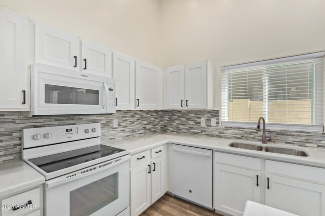 Building Photo - 18208 N 45th St