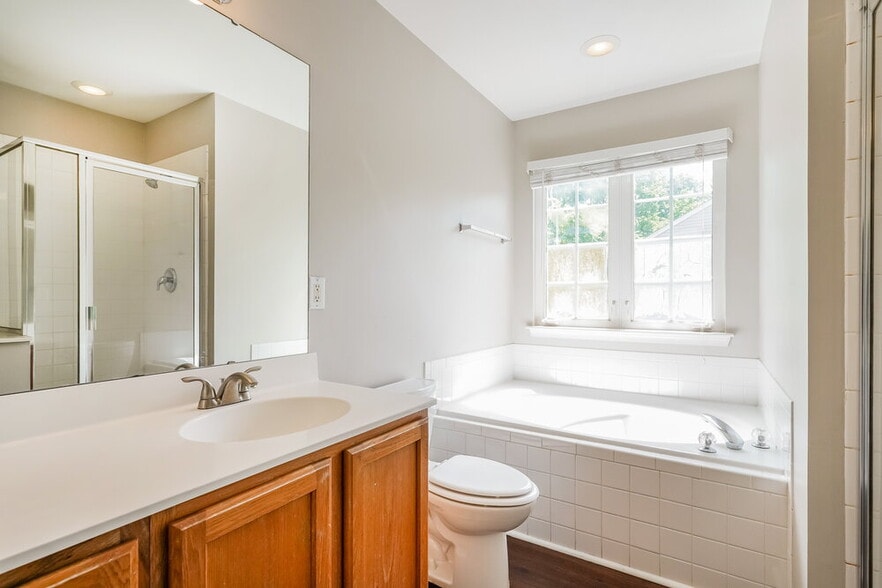 Building Photo - 1437 Timber Ridge Cir