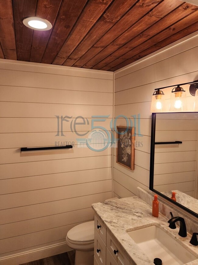 Building Photo - Coming Soon! Super impressive, updated WLR Home - WOW!