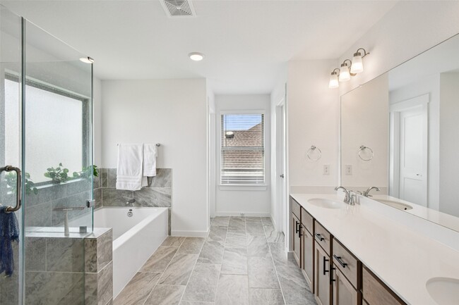 Building Photo - 4806 Sand Clouds Dr