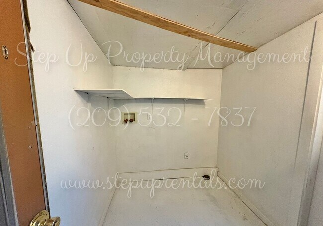 Building Photo - 20381 Sherry Ct