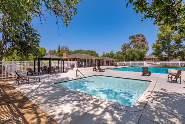 Building Photo - 28763 Conejo View Dr