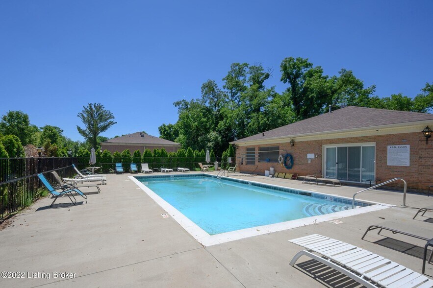 Community Pool - 411 Highwood Dr