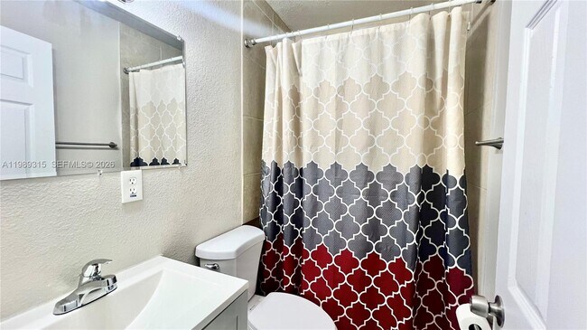 Building Photo - 1308 N 21st St