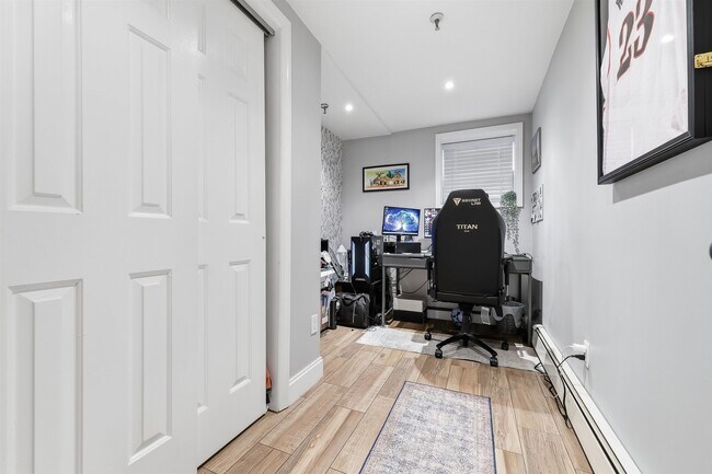 Building Photo - 535 Bloomfield St