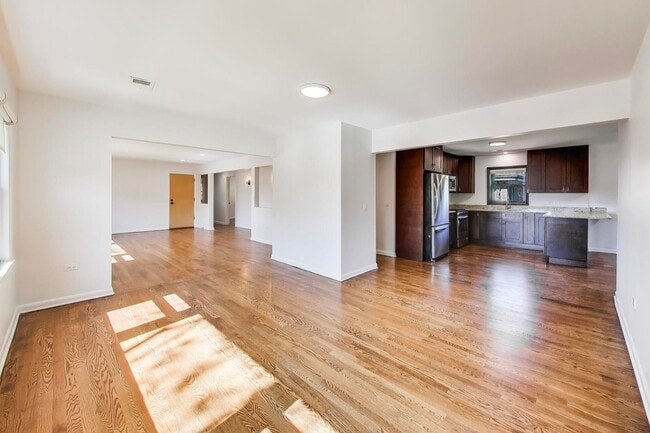 Building Photo - 1108 Fortuna Ave