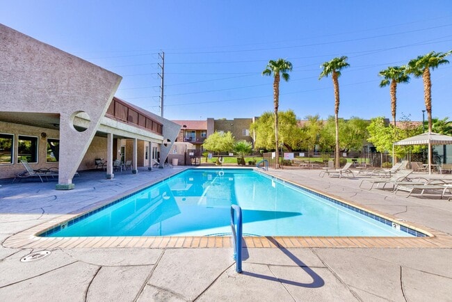 Building Photo - Freshly Renovated 2-Bedroom Las Vegas Condo