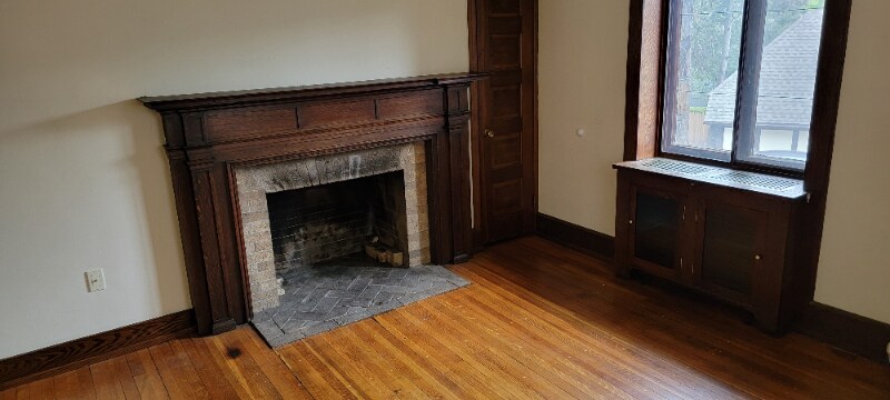 Building Photo - 444 W 3rd St
