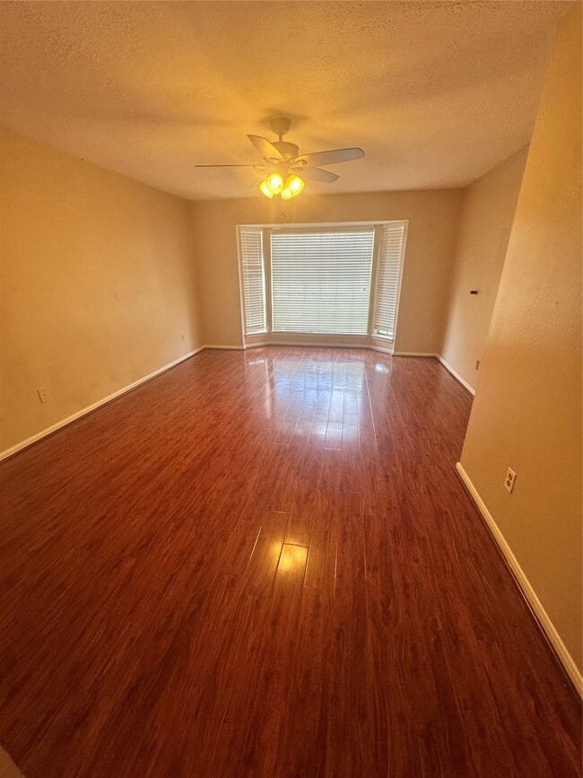 Building Photo - 3247 Little Bear Dr