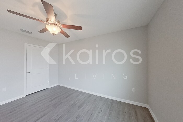 Building Photo - 8610 SW 44th Ct