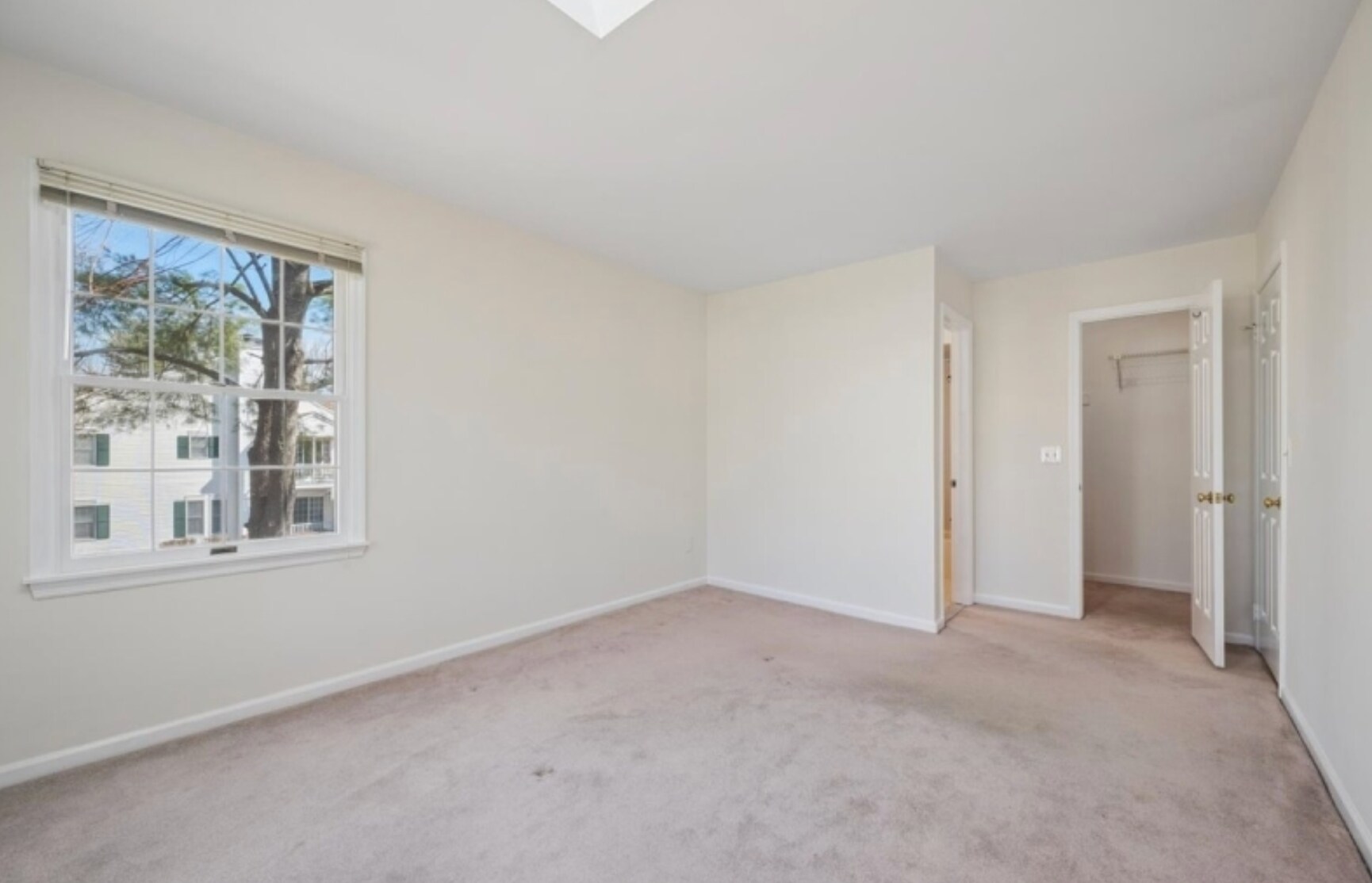 Building Photo - 20 Alexandria Way