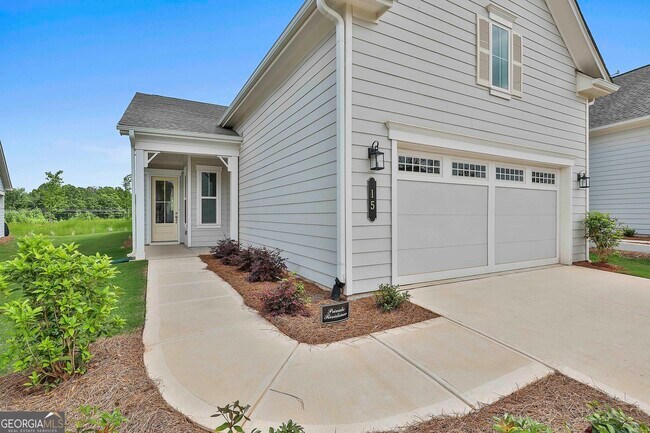 Building Photo - 15 Club Cresswind Dr