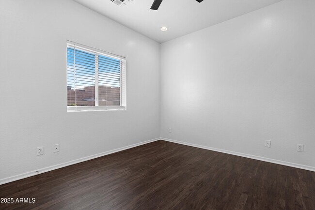 Building Photo - 8940 W Olive Ave