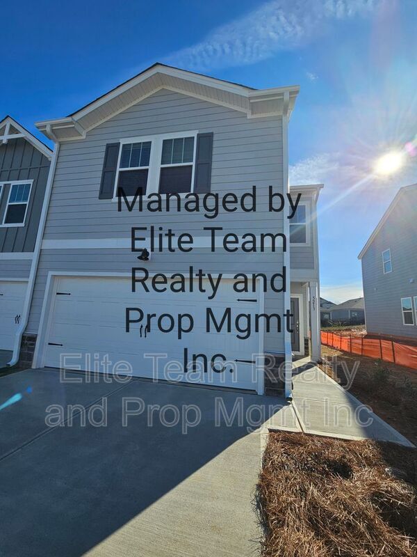 Building Photo - 5213 Brailey Cir