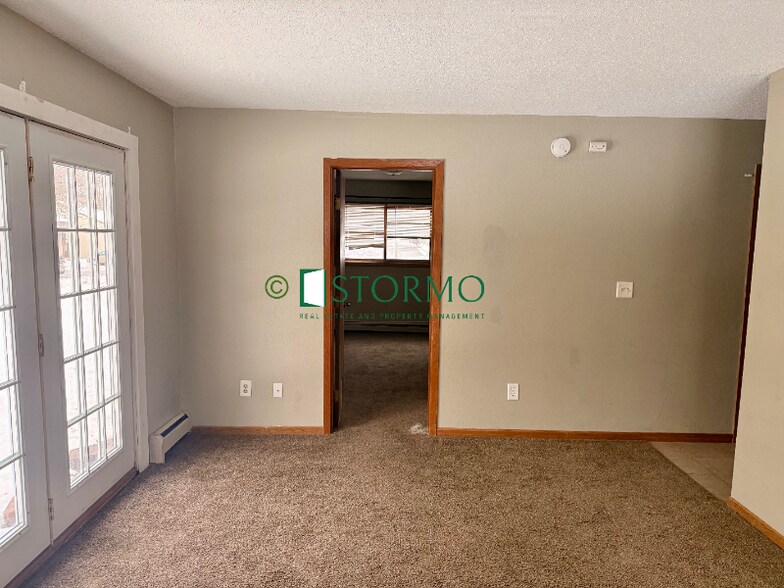 Building Photo - 519 14th St S