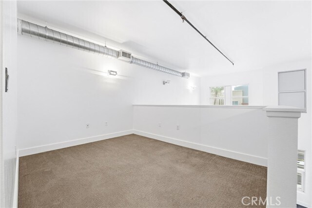 Building Photo - 911 E Santa Ana Blvd