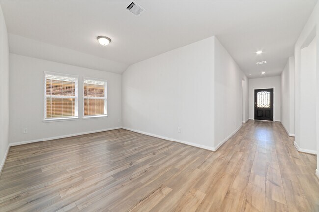 Building Photo - 21519 Carbone Ln