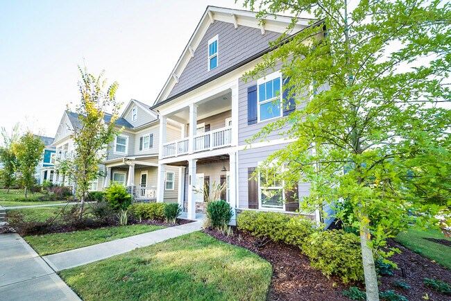 Building Photo - 1791 Willow Way