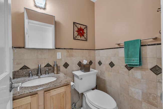 Building Photo - 5555 Patterson Dr