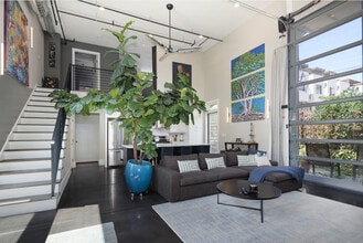 Building Photo - 2729 W 21st Ave