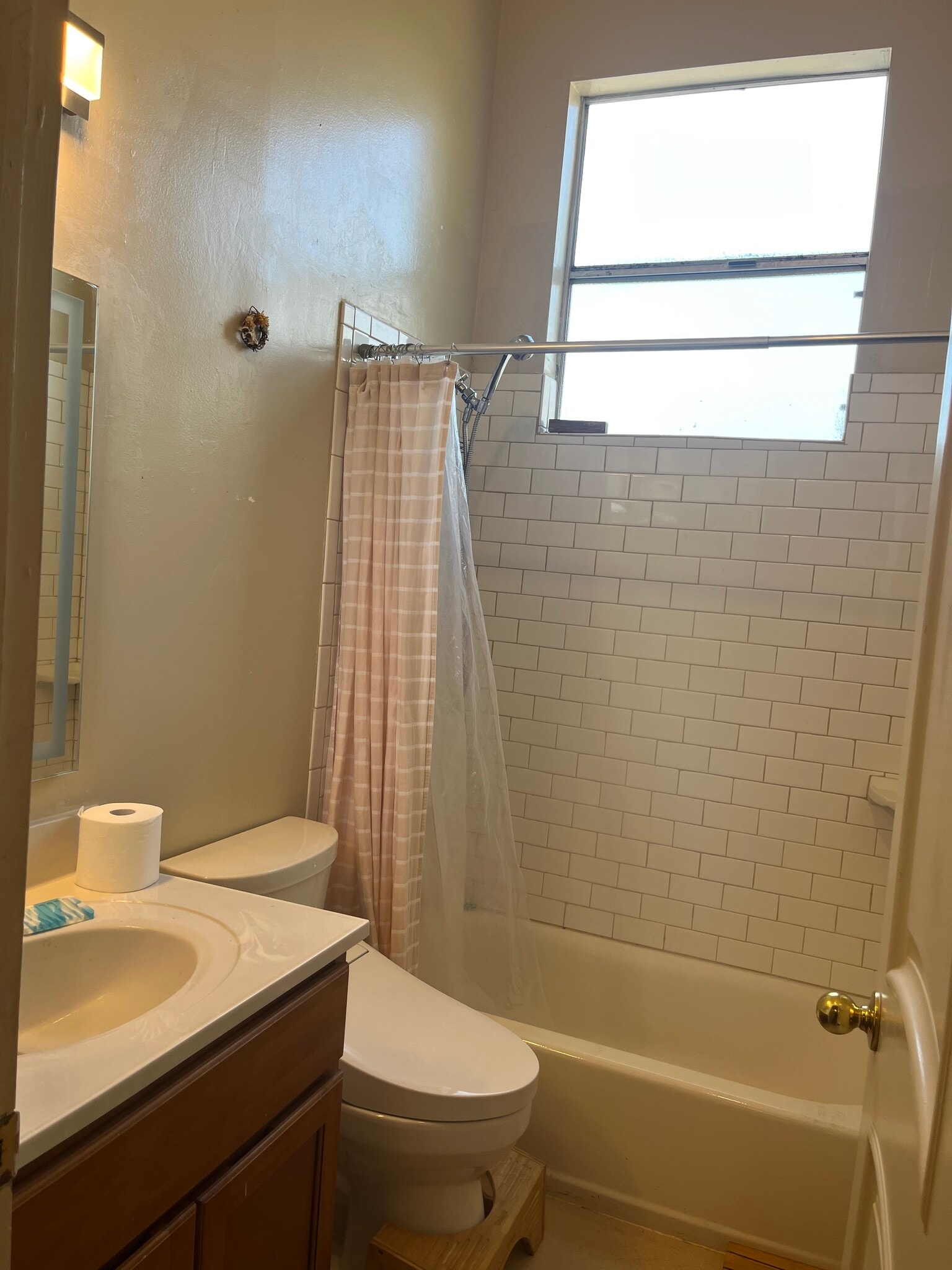 Bathroom with Shower and Tub - 1077 12th St