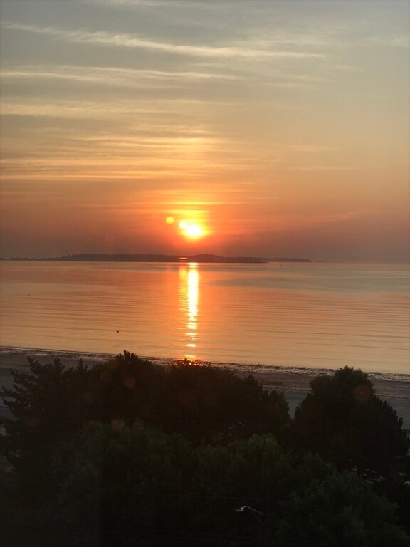 Building Photo - 376 Ocean Ave