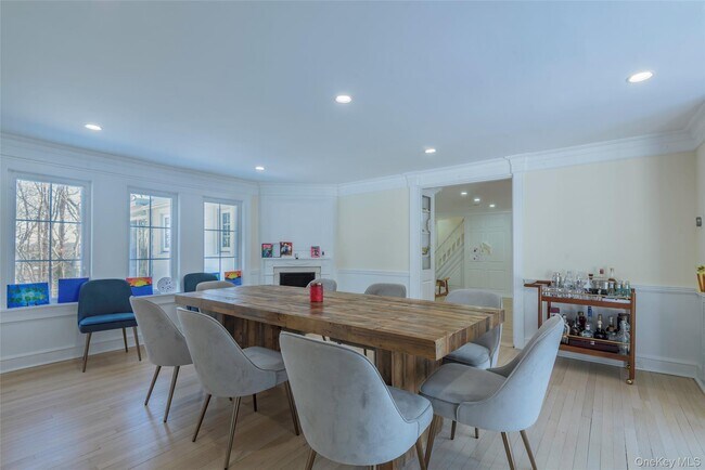 Building Photo - 20 N Ravine Rd