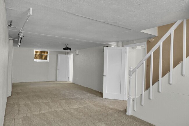 Building Photo - $2,695.00 - 3 Beds, 2 Bath, Duplex in Denv...