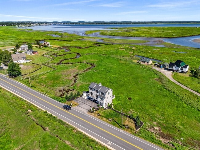 Building Photo - 65 Plum Island Turnpike
