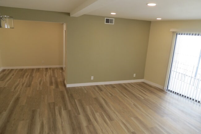 Building Photo - 357 E Providencia Ave