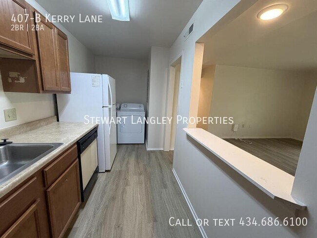Building Photo - 407 Kerry Ln