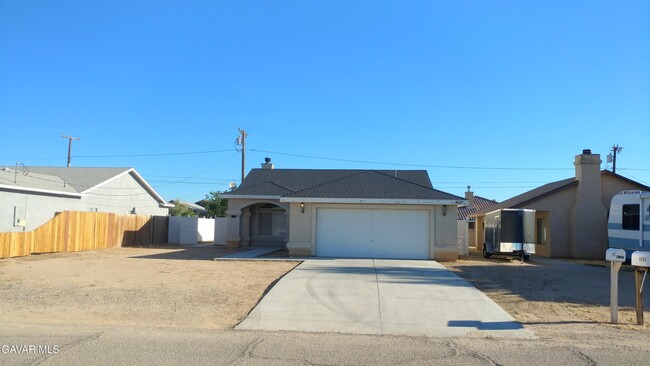 Primary Photo - 9137 Evelyn Ave