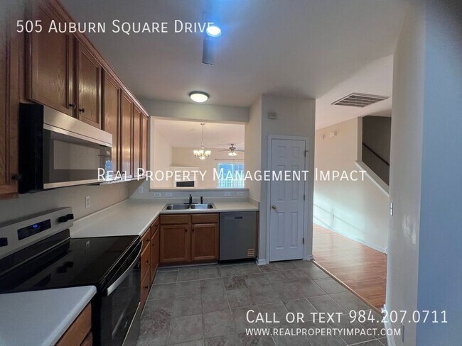 Building Photo - 505 Auburn Square Dr
