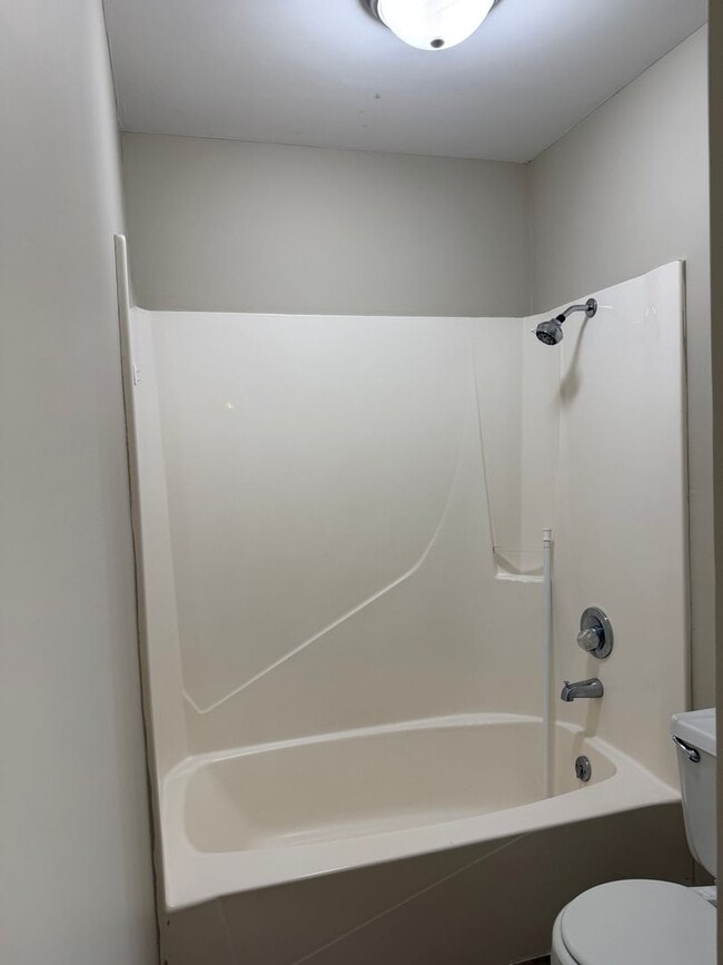 Building Photo - 103 Chickasaw Rd