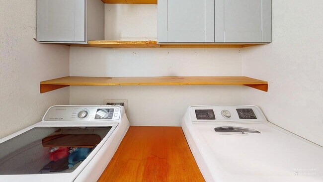 Building Photo - 2795 Ortiz Pl