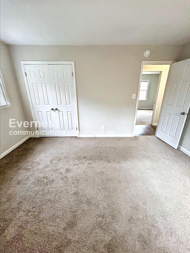 Building Photo - 561 Brightsfield Ct