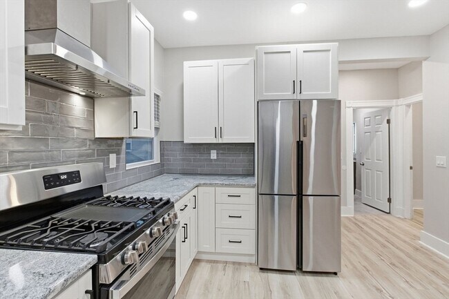 Building Photo - 43 Lonsdale St