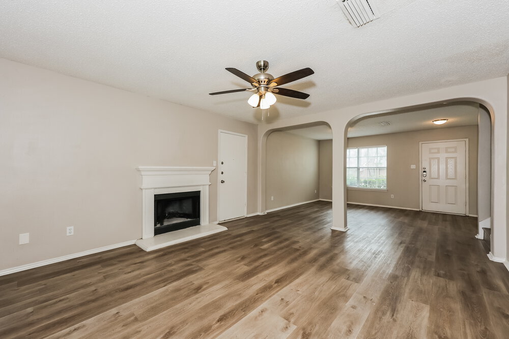 Building Photo - 1213 Singletree Ct