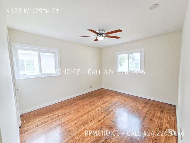 Building Photo - 4122 179th St