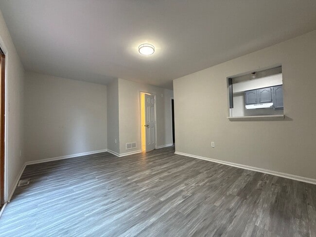 Building Photo - 3 Bedroom 1.5 Bathroom home in Elkton Md