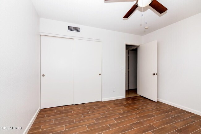 Building Photo - 7455 W Greer Ave