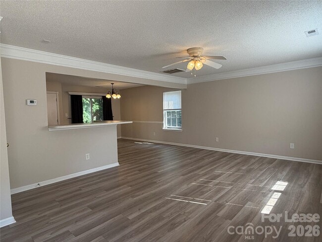 Building Photo - 137 Camforth Dr