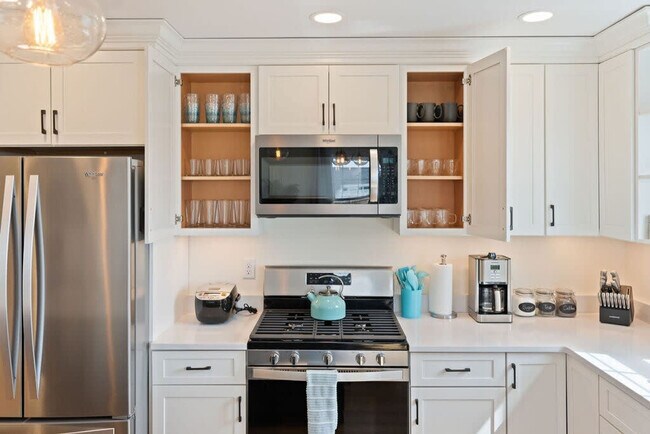 Building Photo - 74 Island Path