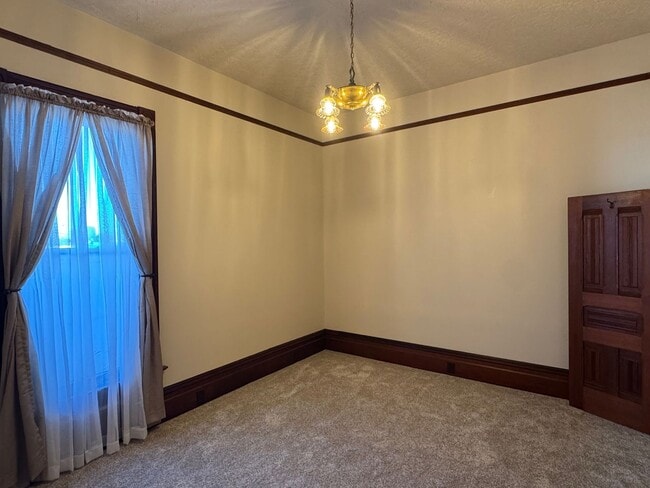 Building Photo - 801 Summer St